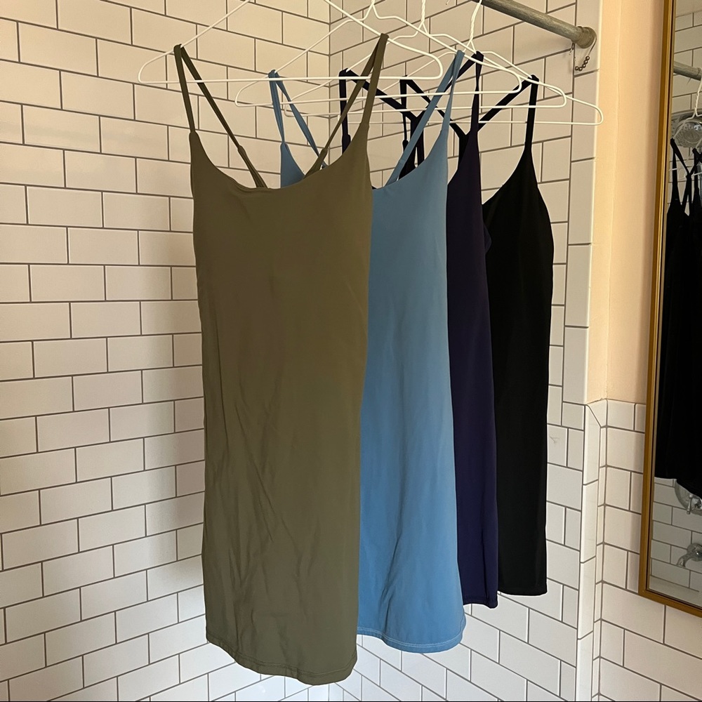 (4) HALARA DRESSES SIZE MEDIUM